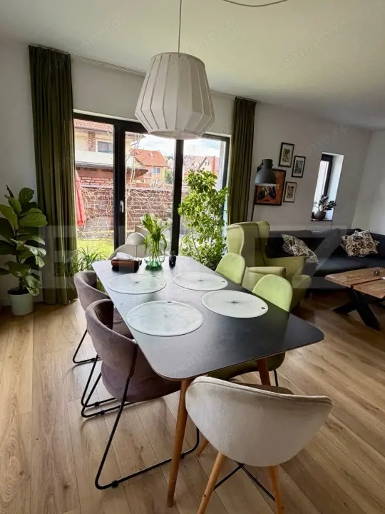 Pet Friendly Casa spatioasa cu 5 camere, 3 bai si ciubar zona Florilor