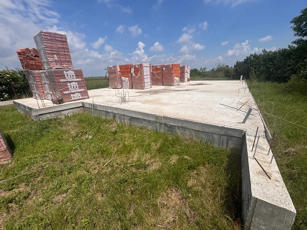 teren  intravilan de vanzare cu materiale de constrctie in apropiere de Timisoara . 