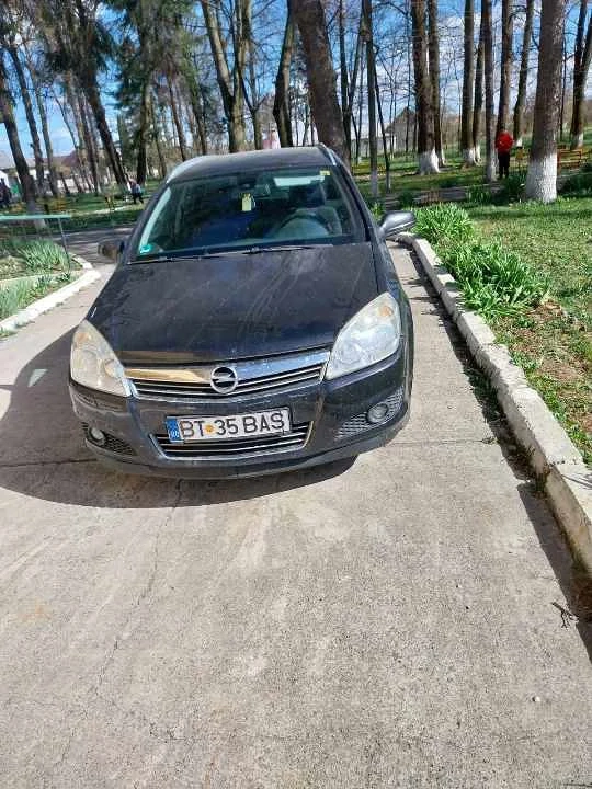 Autoturism  OPEL ASTRA (2008)