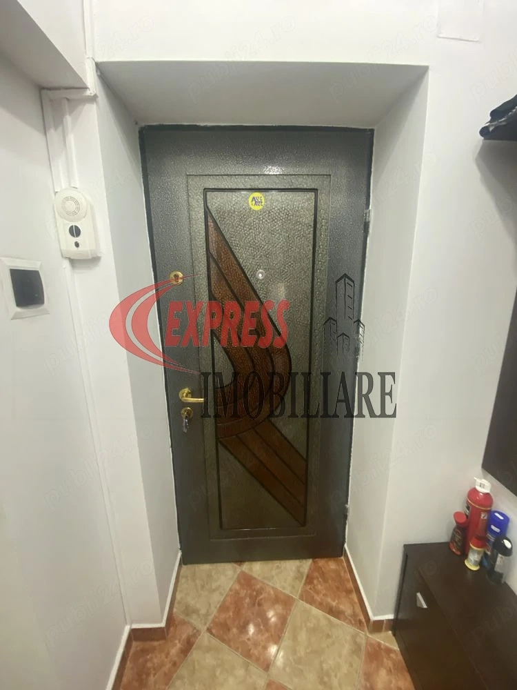 Titan, 1 Decembrie 1918, Penny, Sectia 13