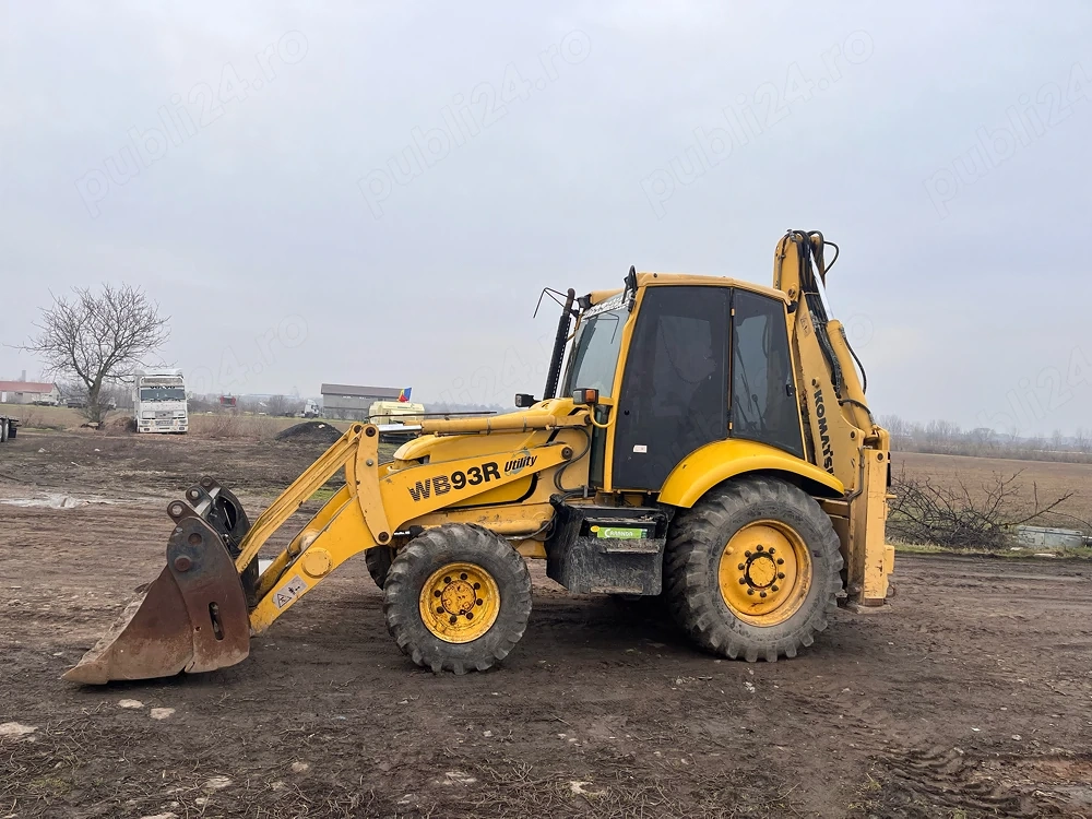 buldoexcavator komatsu wb 93 r2