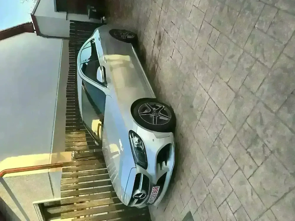 Vand Mercedes C180 AMG