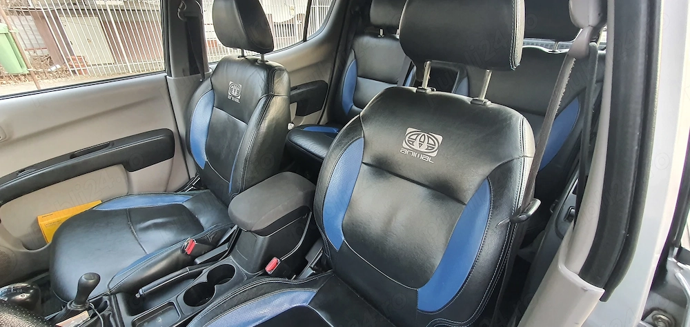 Mitsubishi L200 bena lunga 2010