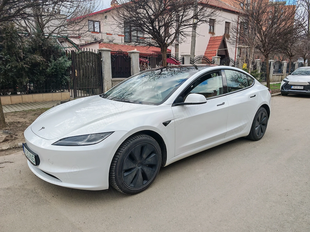 Tesla model 3 higland RWD standard range