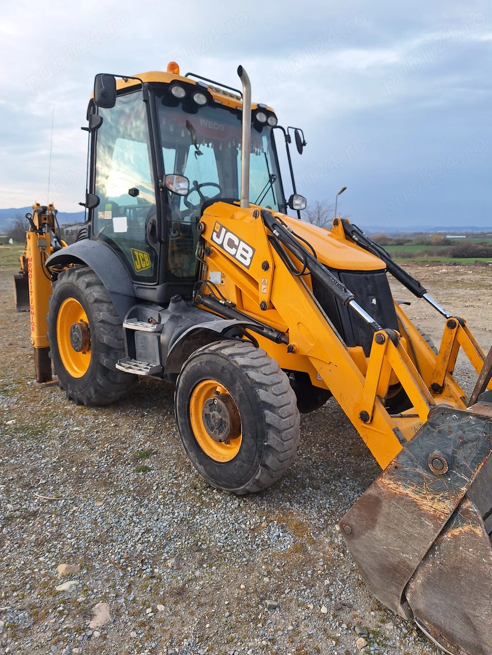 Vand buldoexcavator JCB 3 CX