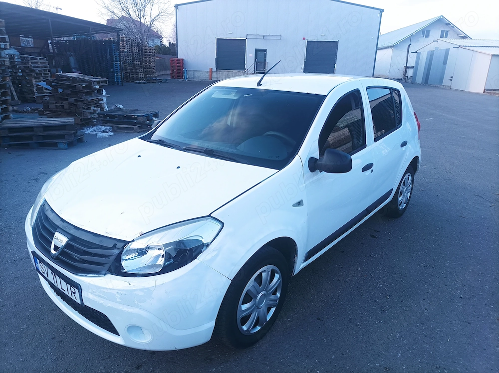 Dacia Sandero 12i 2009 cu ac avariata, parcurge orice distanta 