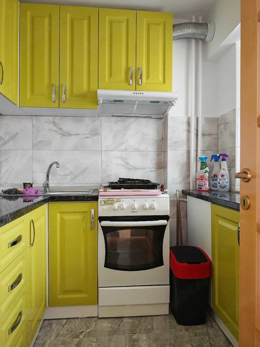 garsonieră de închiriat 