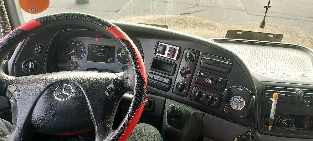 Mercedes Actros 