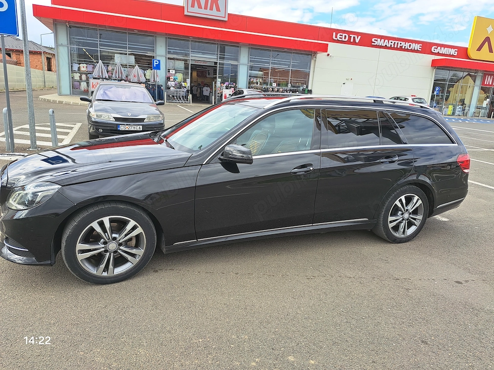 Automatic G7 cirlig original parcare asistată interior piele culoare neagra original km stare bună t