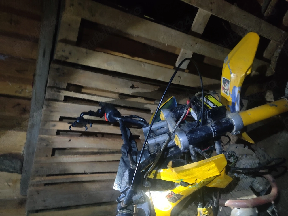 Vând motocross 125cc