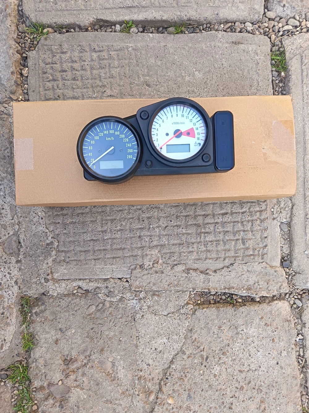 BORD suzuki gsxr 600 SRAD