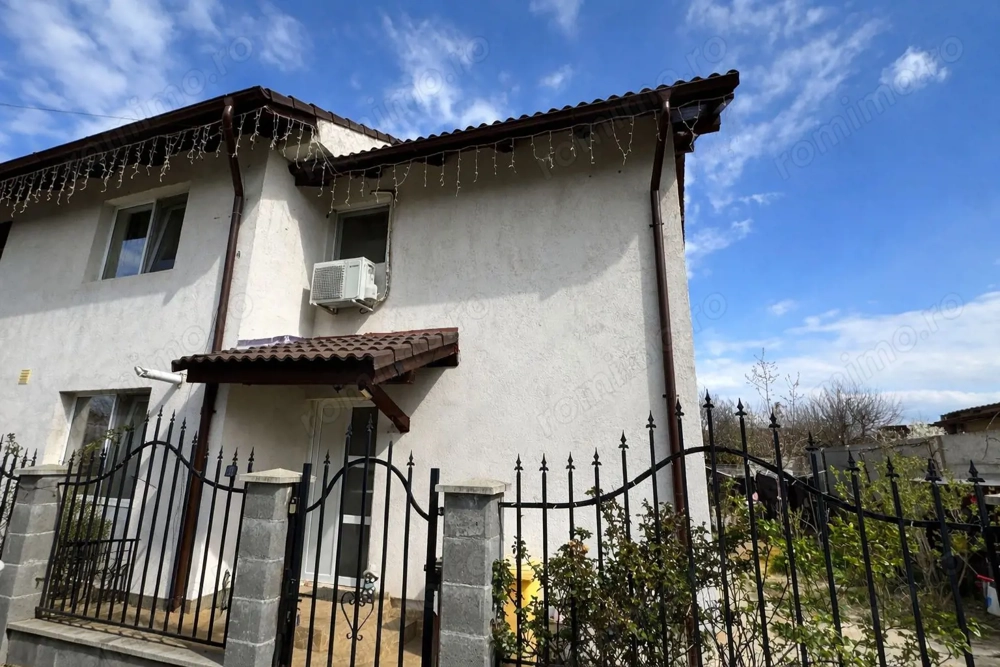 COMISION 0% | Duplex Mobilat Cu 4 Camere | Giroc | 90 mp | Teren 200mp