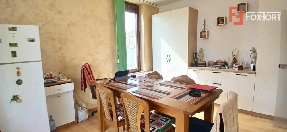 Casa individuala cu 5 camere Parter + Etaj in Ronat