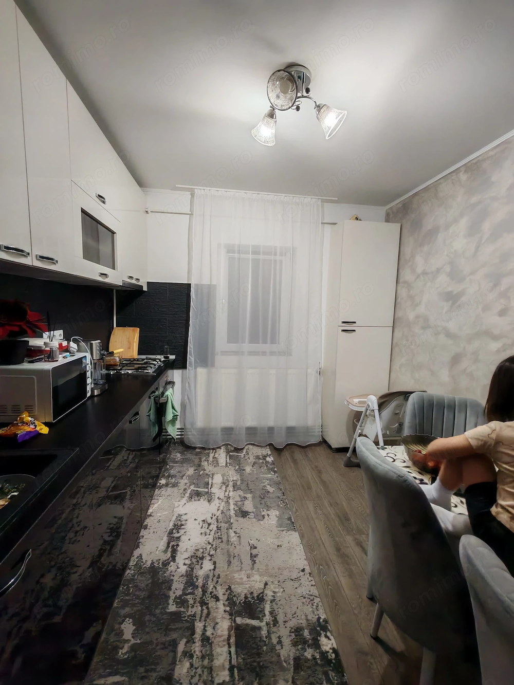 Vând apartament 2 camere zona nord doctor hacman 