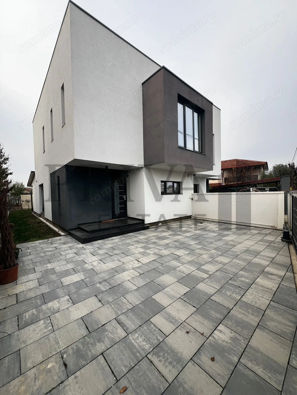 Duplex, P+1, 4 camere, bucătărie închisă Giroc/Braytim