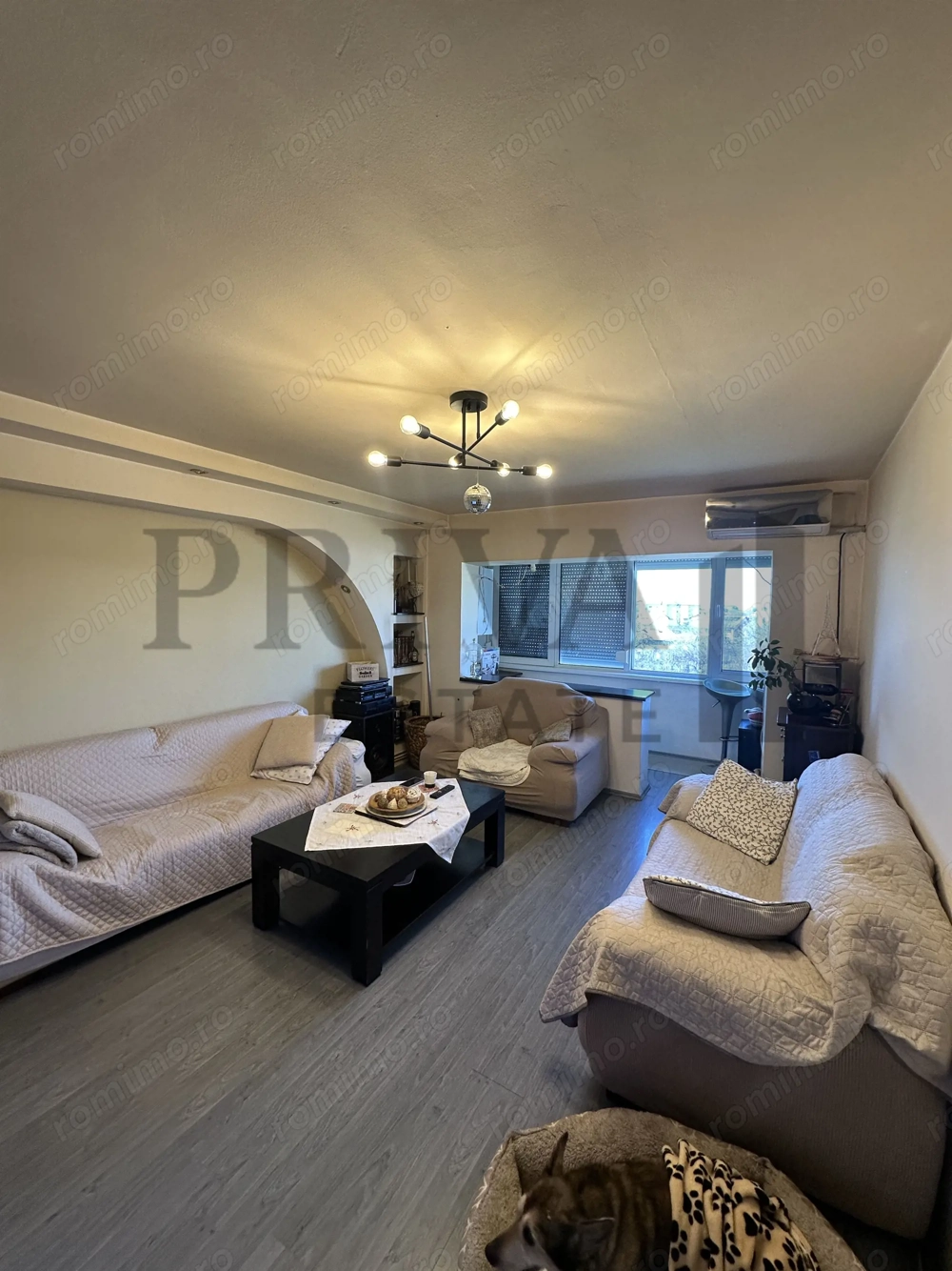 Apartament 4 camere, 2 bai, 2 balcoane, centrala