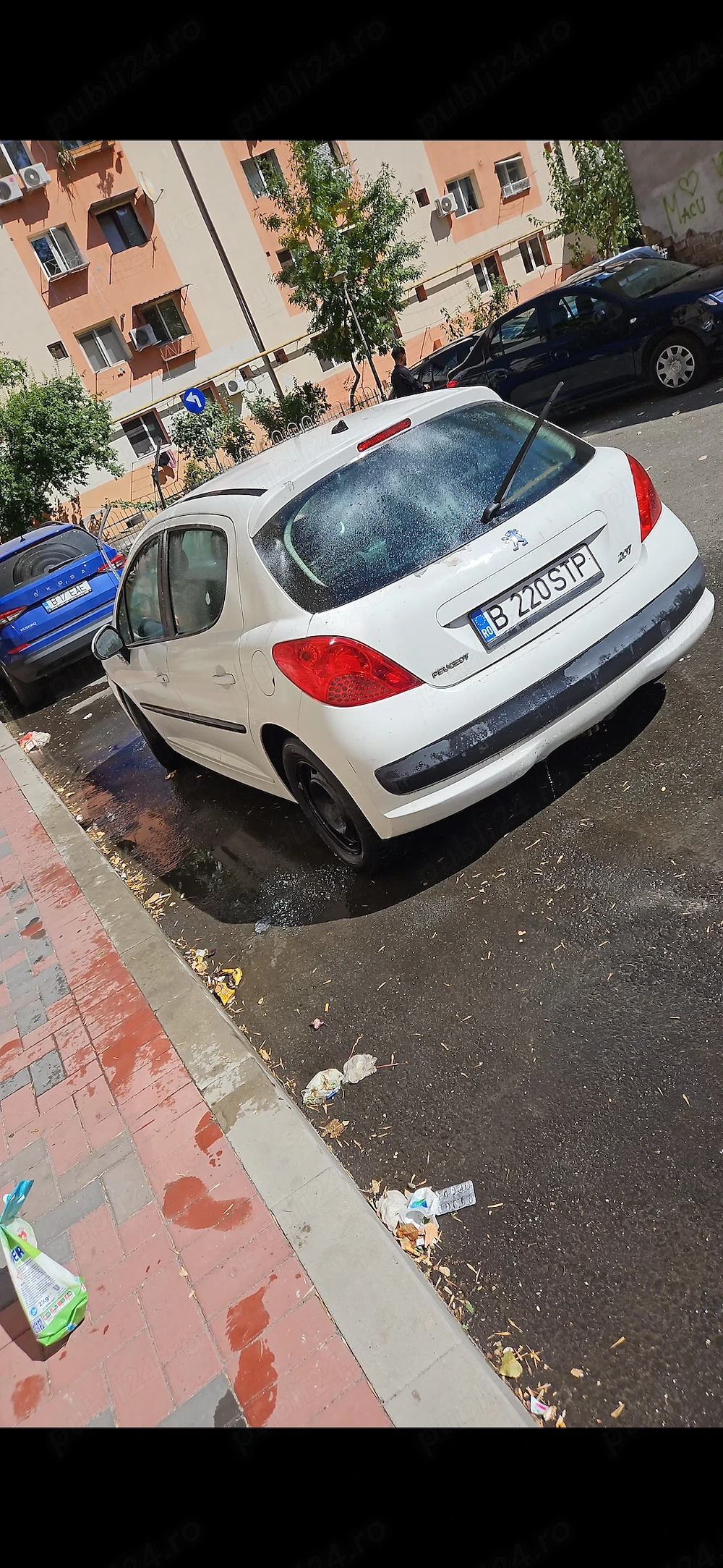 Dezmembrez peugeot 207 1.4 hdi 