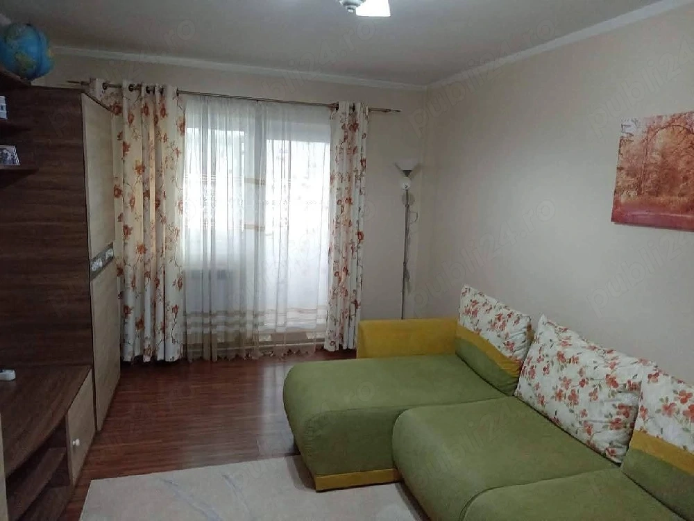 Apartament 3 camere de închiriat   Pașcani, zona Vale (Sf. Vineri)