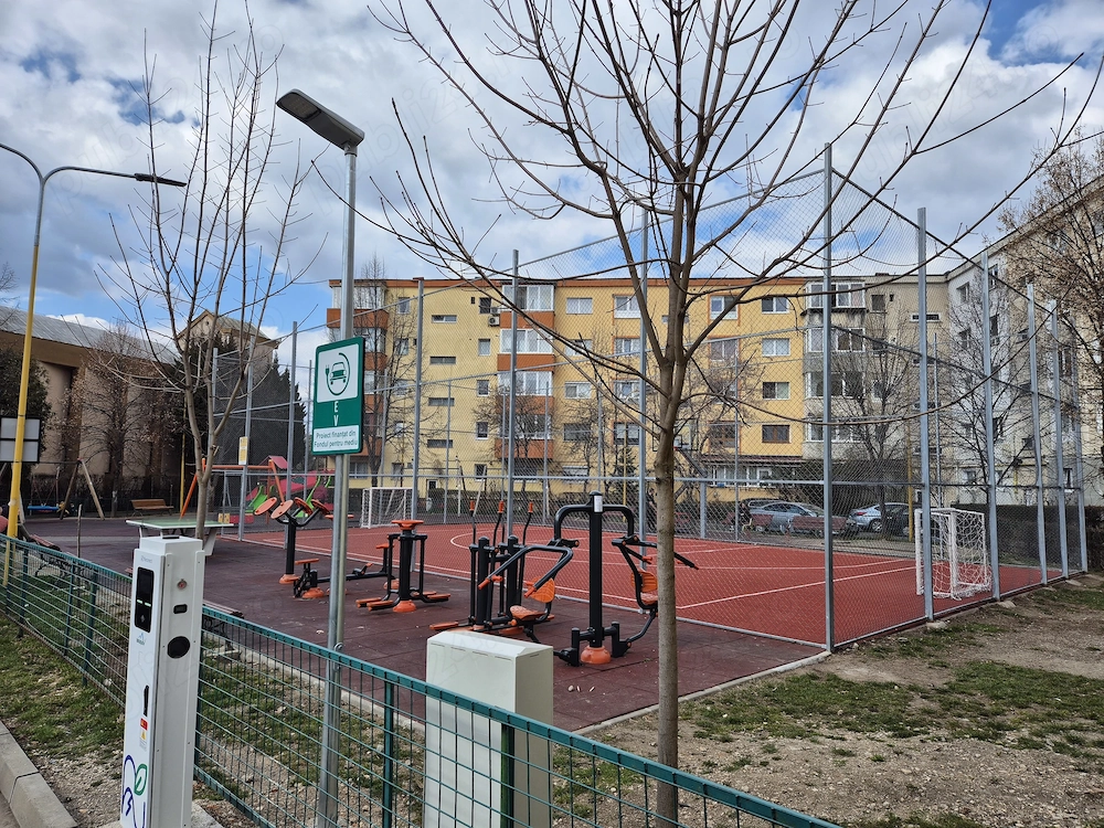 Apartament 3 camere Pet friendly de inchiriat- Scriitorilor