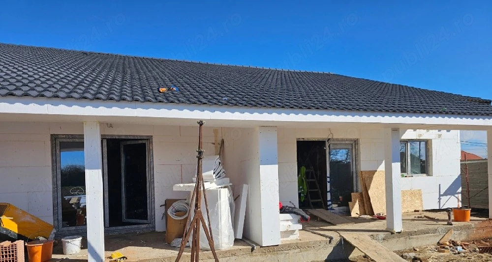 de vanzare duplex Ianova