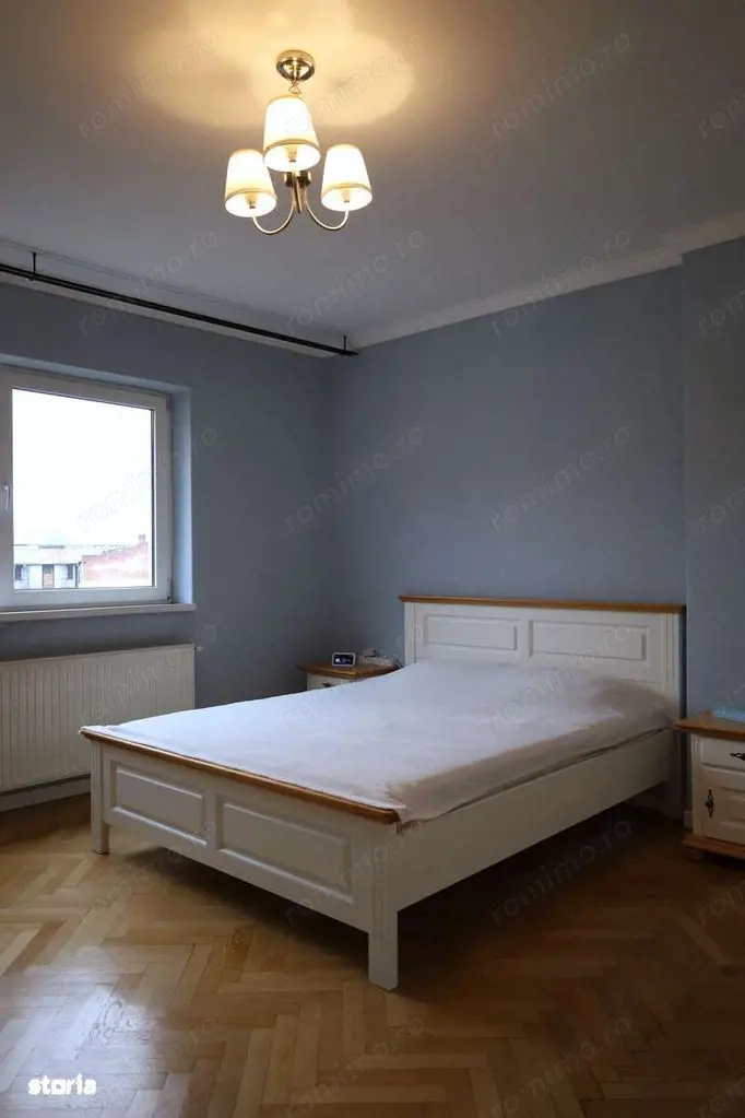 Apartament 3 camere 94 mp, Ultracentral, centrala proprie, bloc fără risc