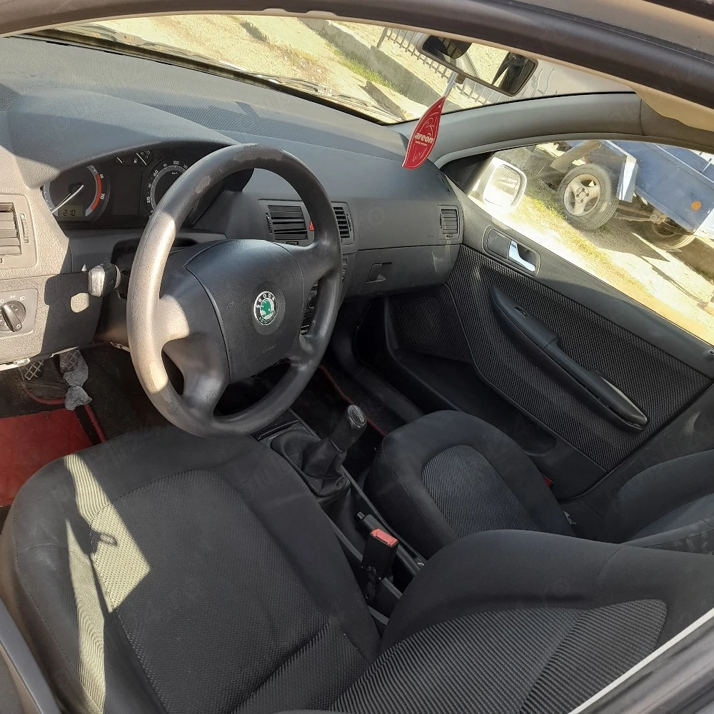 Vând Skoda Fabia 