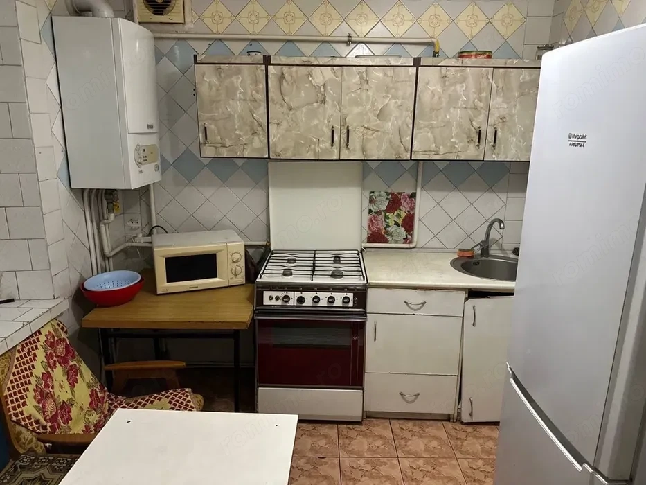 Garsoniera zona Oltenitei 