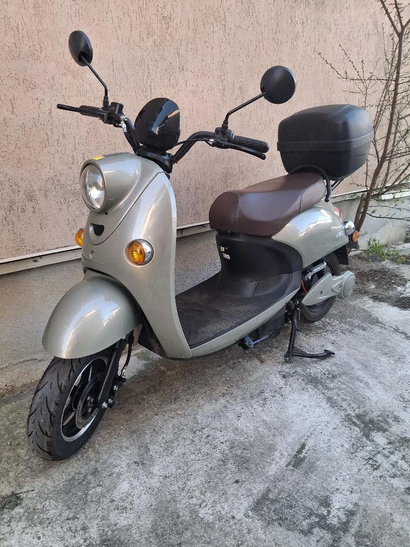 scuter electric fara permis Volta VS2