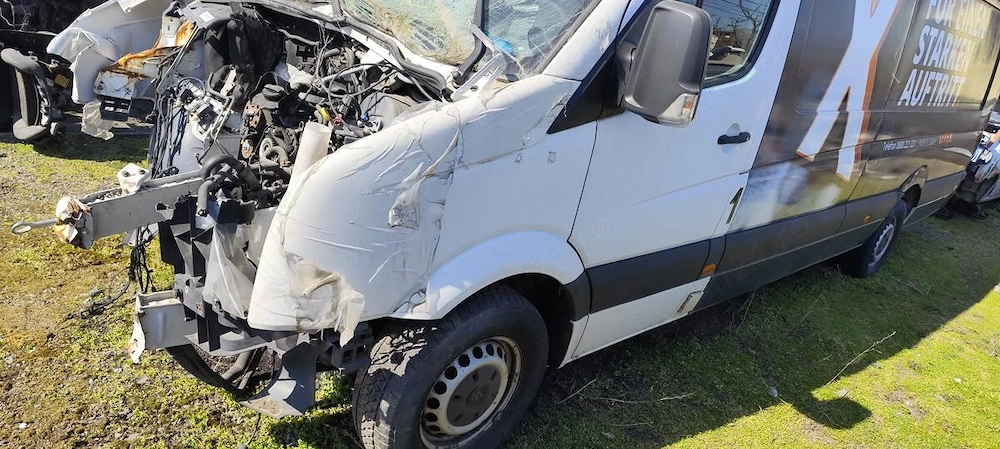 Dezmembrez / dezmembrari piese auto VW Crafter an 2015 motor CKU CKUB 2.0TDI  225.318km cutie MWG MW