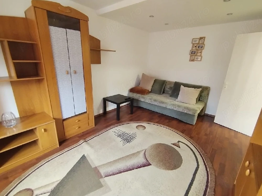 Ap.1 camera zona Badea Cartan de închiriat 