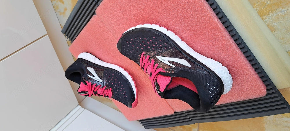 Adidasi unisex Brooks 38.5-39