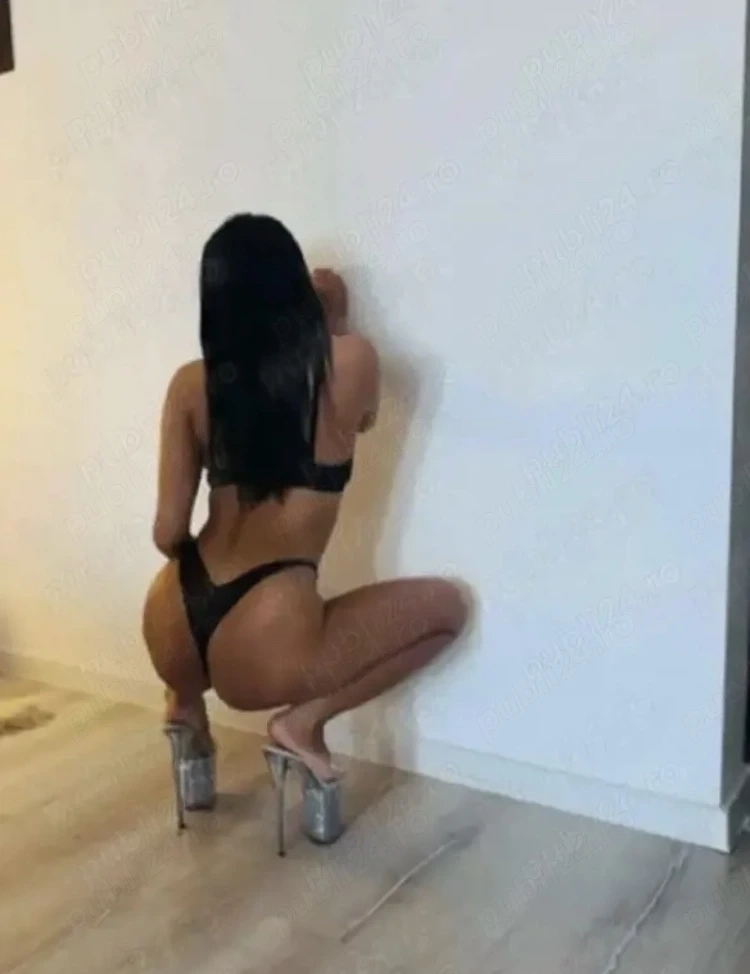 Deplasări la tine sau la hotel (atât) 