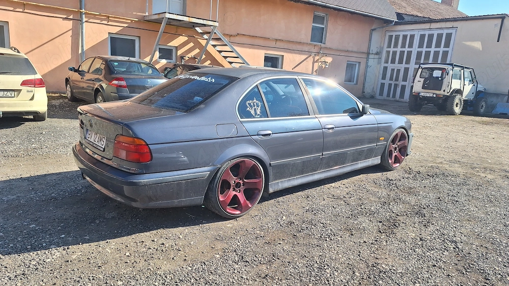 Bmw e39 520i 