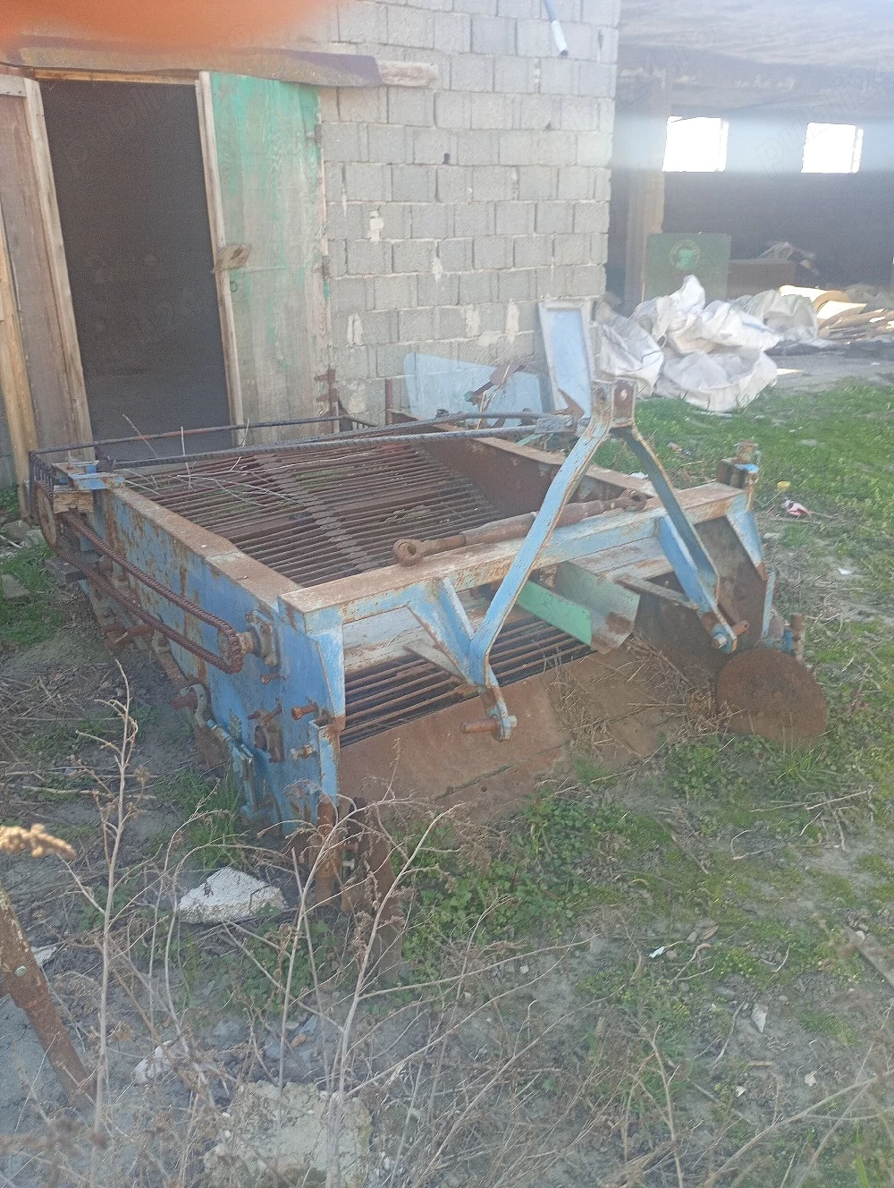 masina de scos ceapa cartofi