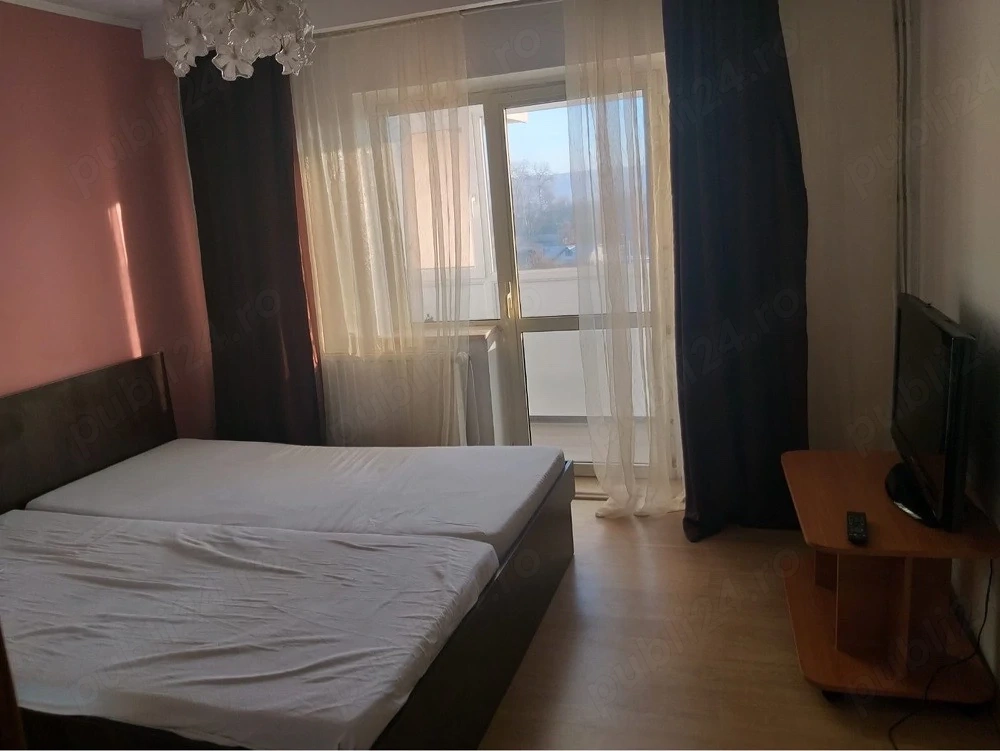 Inchiriez apartament 2 camere zona popa sapca 