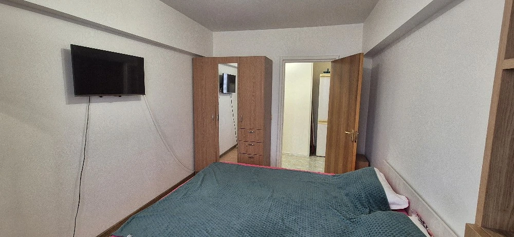 Inchiriere apartament 2 camere decomandat Obor