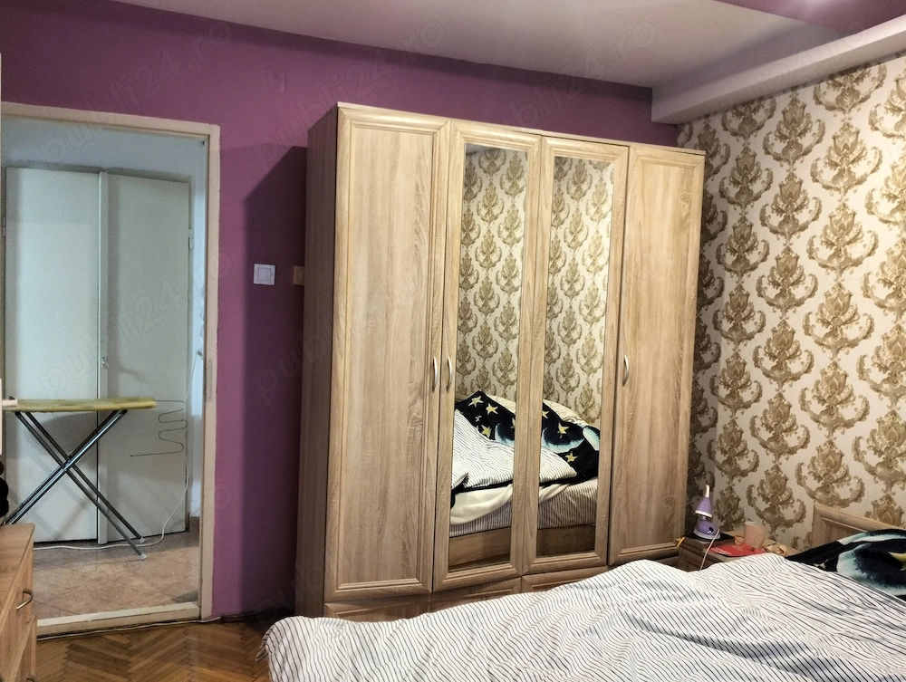 Închiriez apartament 2 camere. Parcare inclusa. Zona Lama