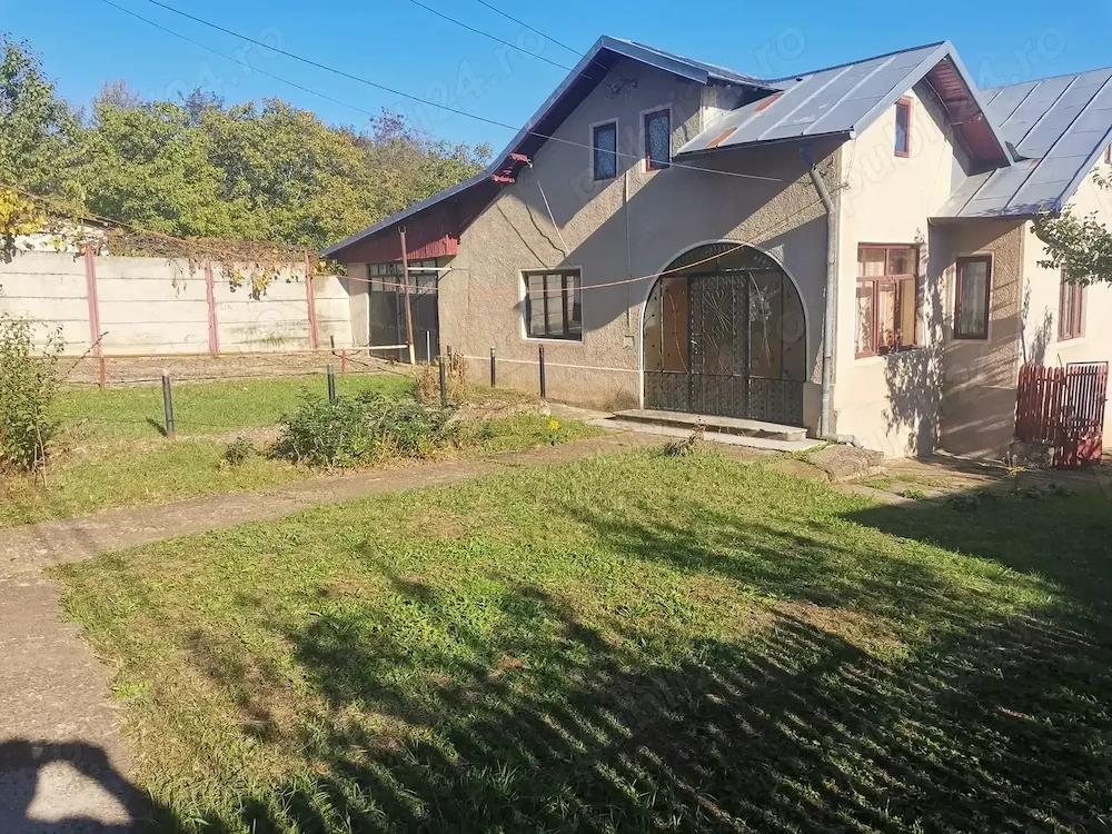 Casă de vânzare