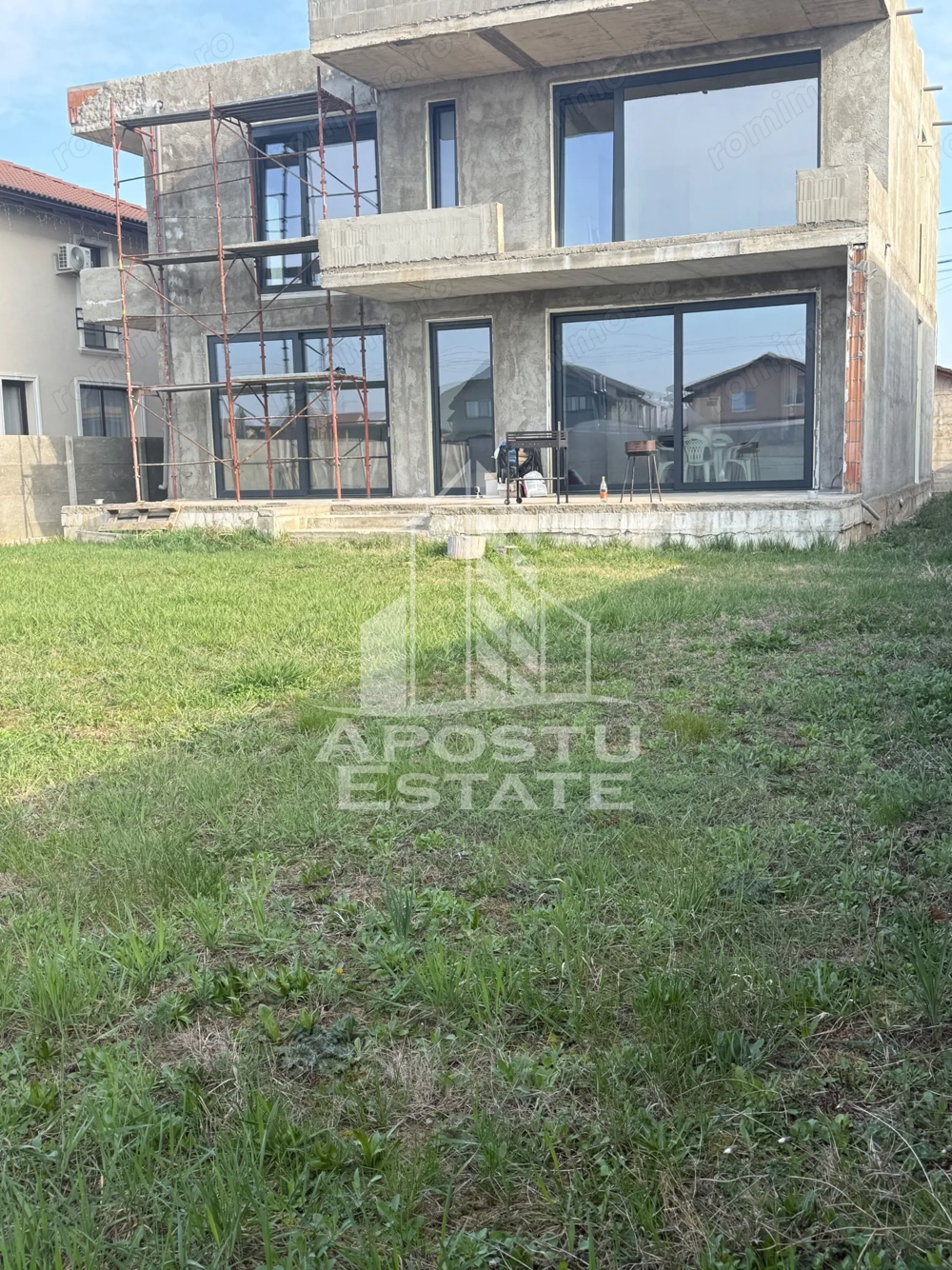 Casa individuala in Mosnita Noua cu teren 589 mp