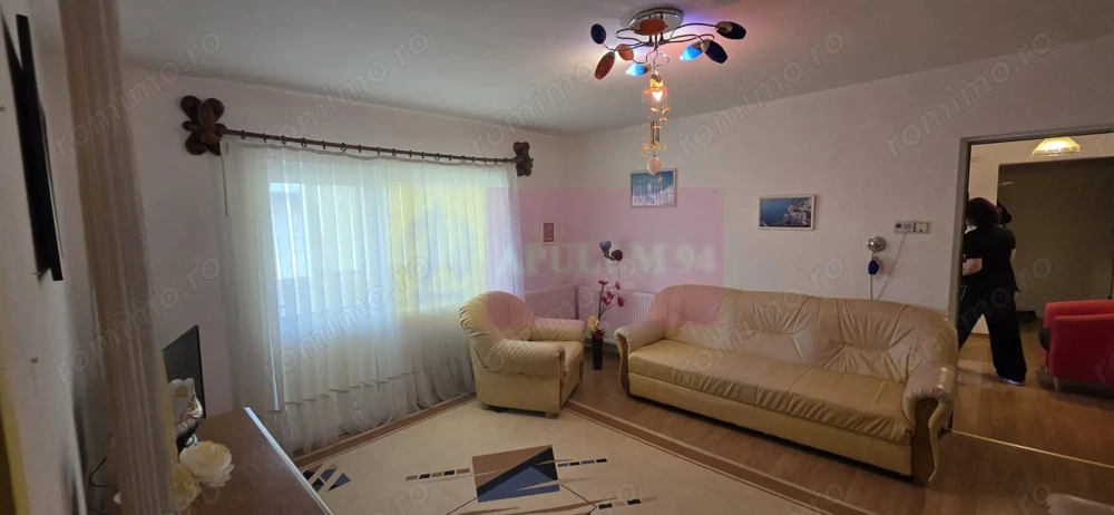 Apartamanet 2 camere de vanzare in Campina