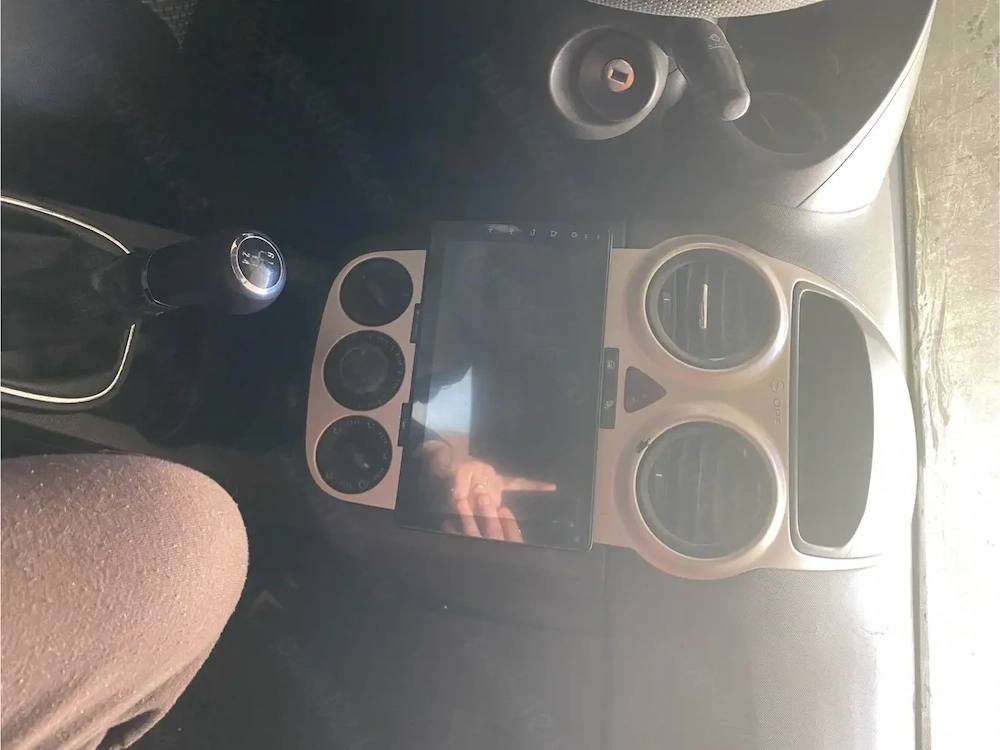 vand opel corsa d 