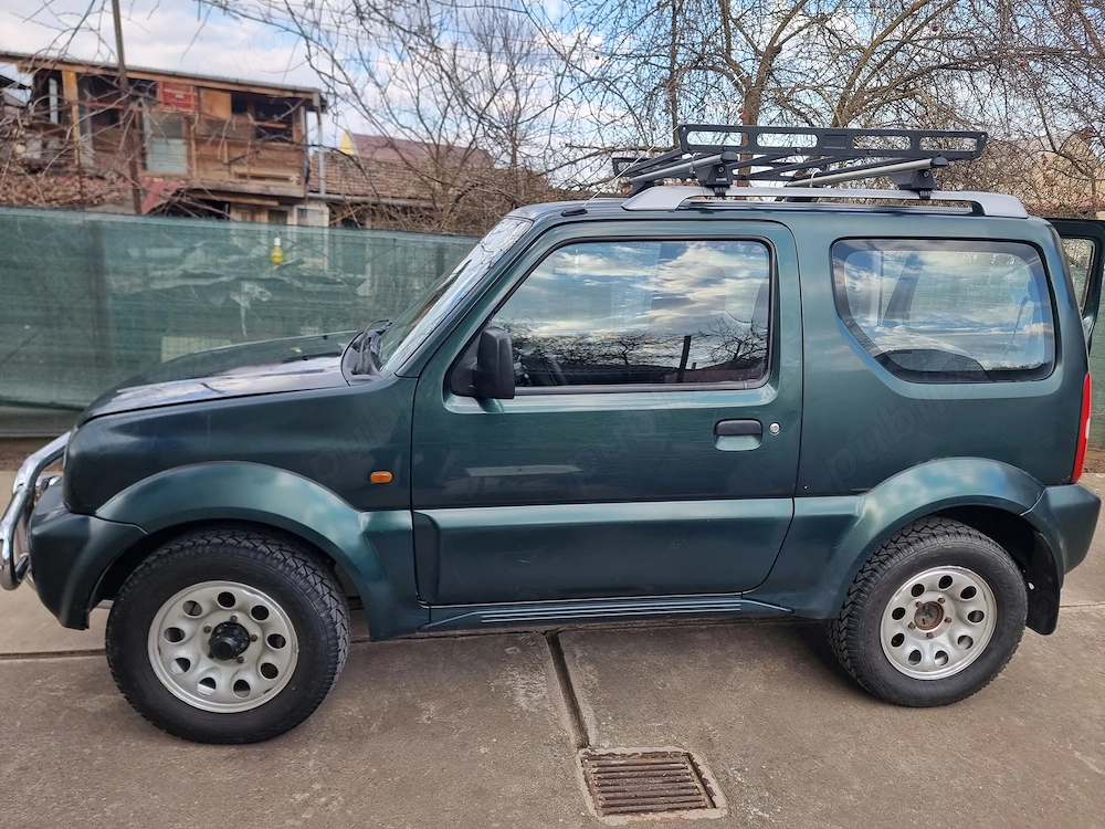 Vând Suzuki Jimny an 2002 motor 1,3 benzină pe lanț 