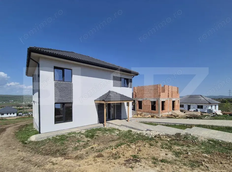Casa individuala in ansambu rezidential, 755 mp teren, 114 mp utili