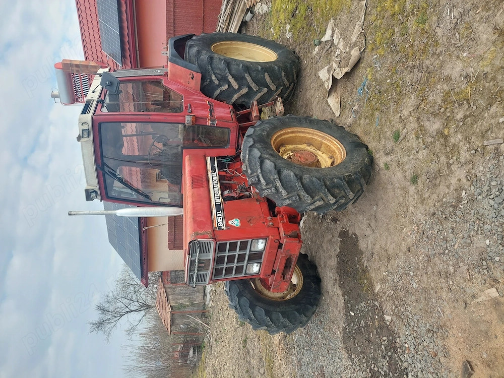 Vând Tractor Case International 845