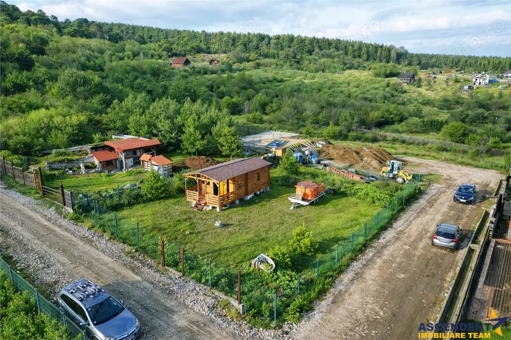 Teren intravilan 520 mp cu casuta din lemn,zona linistita,aproape de oras,Sancraiu,Covasna