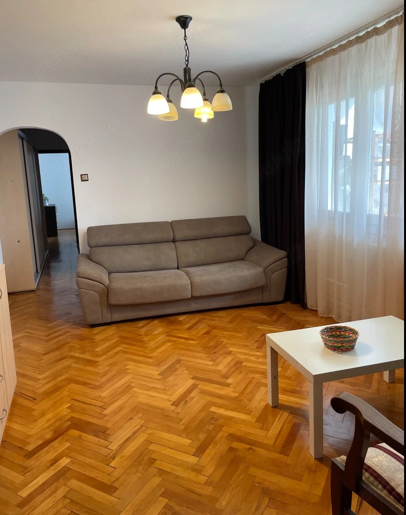 Vand apartament 3 camere Circumvalațiunii