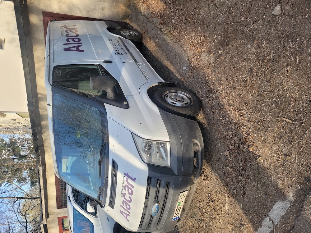 se vinde ford tranzit