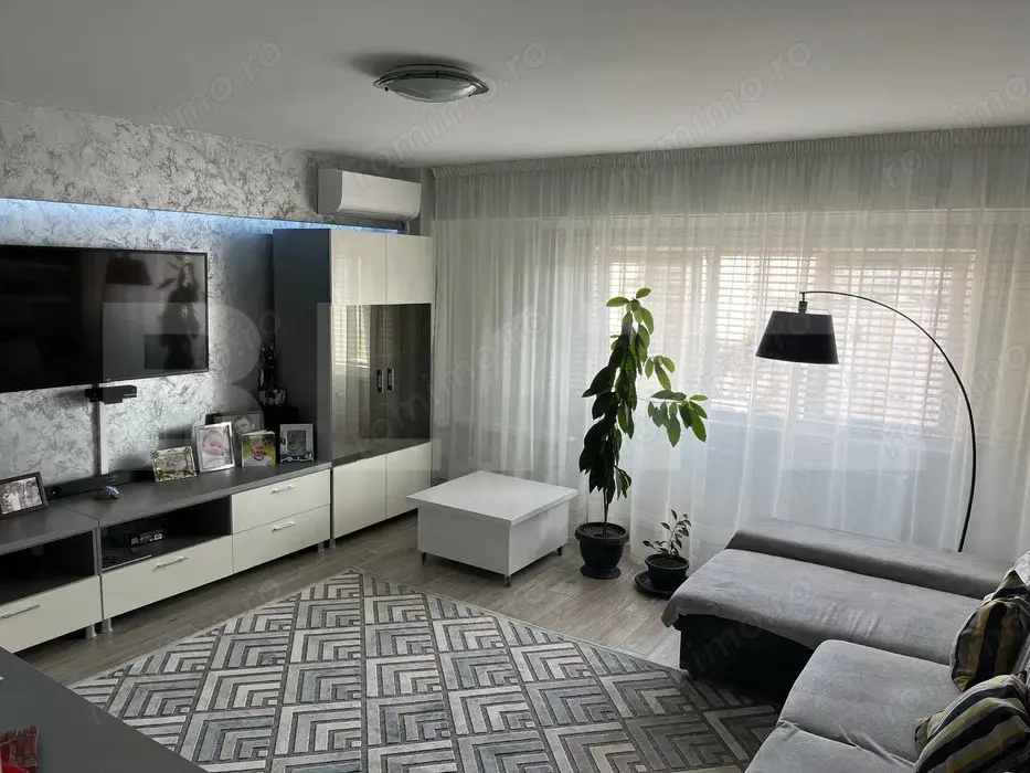 Apartament 3 camere decomandate, 82 mp, cu 2 balcoane, mobilat, Calea Mănăștur