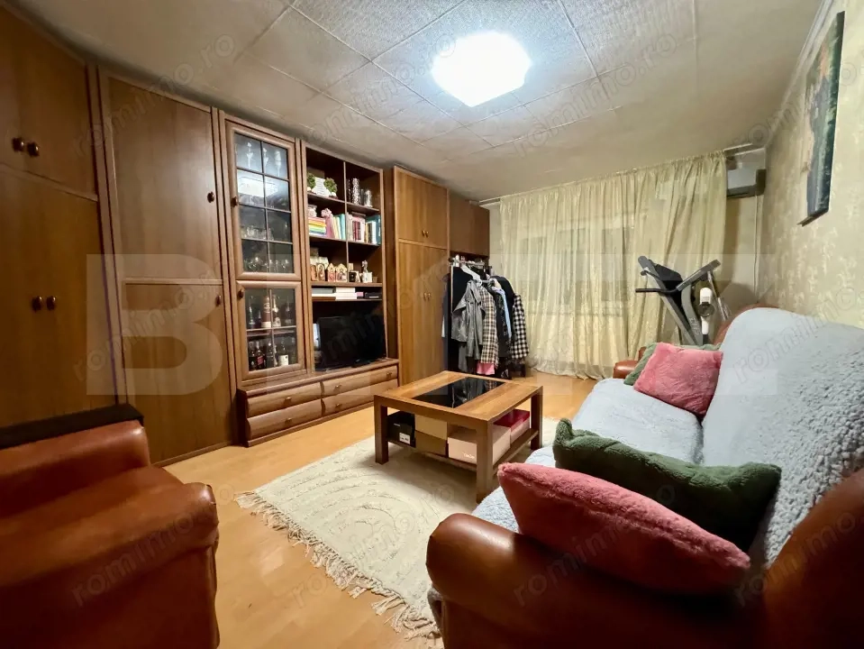 Apartament 2 camere decomandat, parter înalt - zona Rogerius