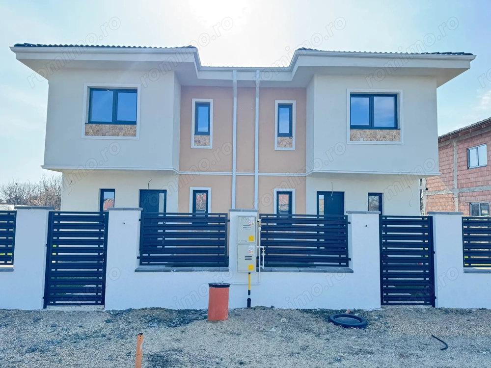 Duplex Mosnita 4 camere 2 bai Asfalt Toate utilitatile